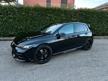 Volkswagen Golf R 8.5