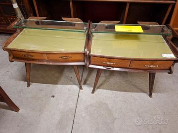 coppia comodini vintage 