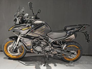 Nuova Qj Motor SRT 900 OPERAZIONE 50%