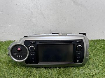 Display Radio Navigatore Toyota Yaris 2016