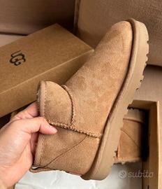 Stivali UGG Mini da donna Castagno  EU 38