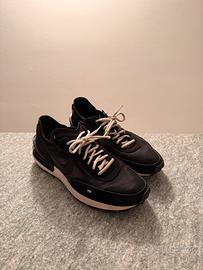 Nike waffle one