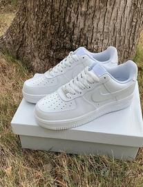 Nike Air Force 1 Bianche 40 Nuove con Scatola