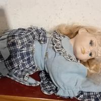 bambola di porcellana