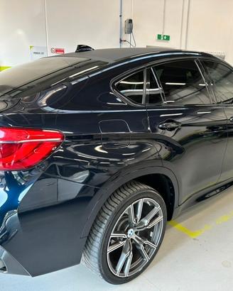 BMW X6 drived Sports 