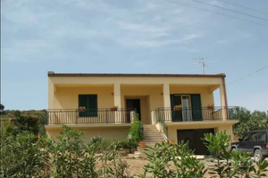 Villa vista mare in Sicilia a 800mt dalla spiaggia