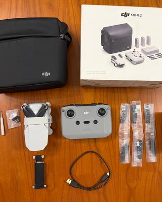 DJI Mini 2 Fly More Combo pari al nuovo