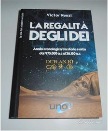 La regalità degli dei + La Dea che creò l'Uomo