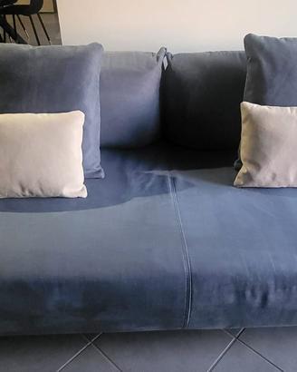 Divano "Le Comfort - Bacio" misure  217cm x 110cm