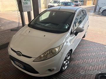 FORD FIESTA 1.4 DIESEL 2010