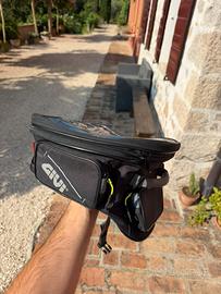 Borsa serbatoio GIVI EA118 - 25l