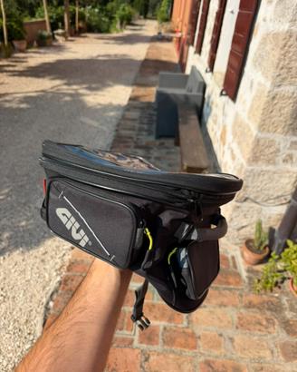 Borsa serbatoio GIVI EA118 - 25l
