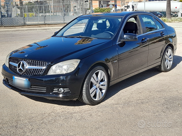 Mercedes c200 w204 2011