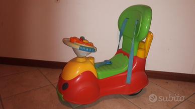 Macchina Chicco 4 in 1, cavalcabile, trainabile