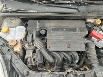 motore e cambio Ford fiesta