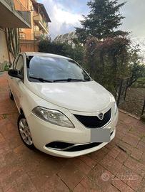 Lancia Ypsilon 1.2 Lounge - EURO 6 - Solo 46.000 k