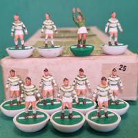 Subbuteo hw Celtic ref 25 box ohw!