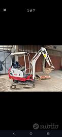 Escavatore TAKEUCHI Tb 216