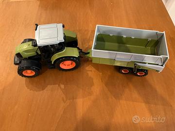 trattore con rimorchio
