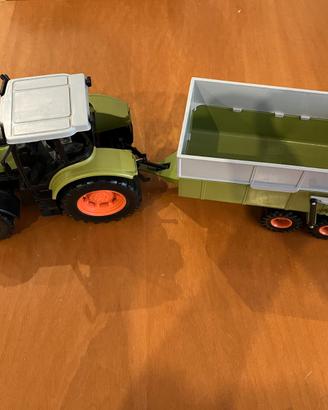 trattore con rimorchio