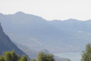 Terreno edificabile 1500 mt vista lago d'Iseo