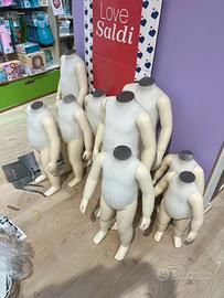 Set di 9 manichini bimbi