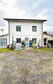 CASA INDIPENDENTE CON GIARDINO E GARAGE A CANNUCCE