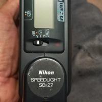 nikkon Speed light sb-27