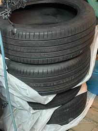 4 gomme Nexen 215/55 r18 nuove