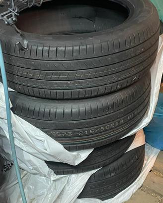 4 gomme Nexen 215/55 r18 nuove