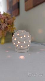 Lampada in pietra leccese