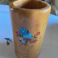 Bicchiere/portapenne in legno dipinto mano vinta