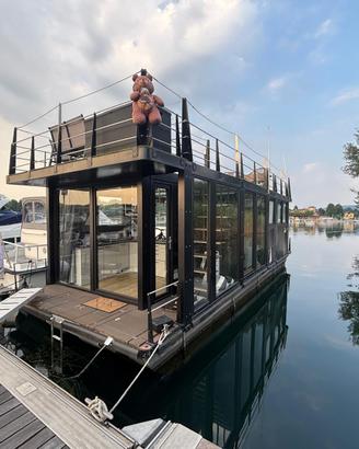 HOUSE BOAT Lago Maggiore
