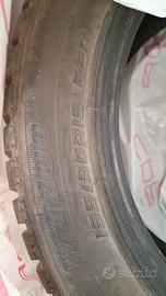 Set di gomme invernali 195/50 R15