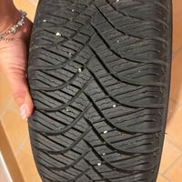 Due gomme invernali 185/55 R15 82H good ride