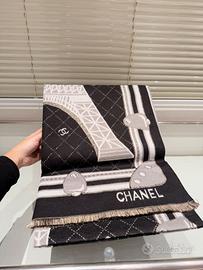 Sciarpe Firmate: Pezzi Unici in Stato Perfetto