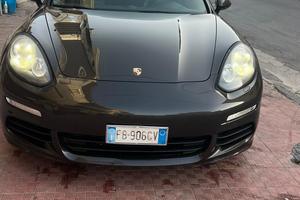 porsche panamera edition 300 cavalli