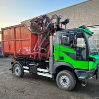 Cassa scarrabile con gru a ragno