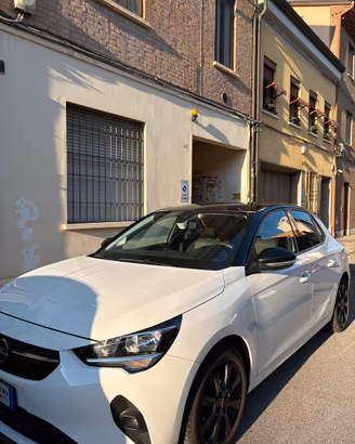 Opel corsa 1.2 edition