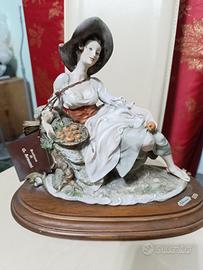 Scultura in ceramica di Capodimonte di  G. Armani