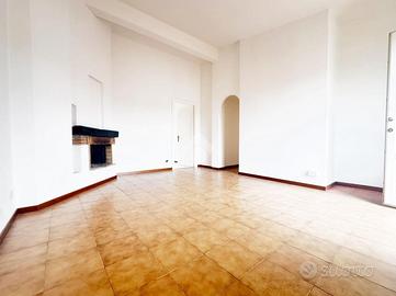 3 LOCALI A ANGUILLARA SABAZIA