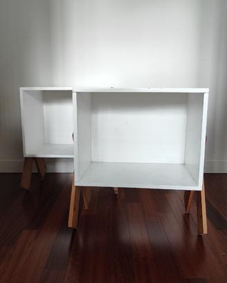 Coppia Comodini design scandivano moderno