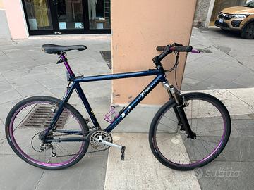 Mountain Bike Vintage Diatech in alluminio