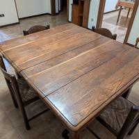 Tavolo cucina antico con sedie