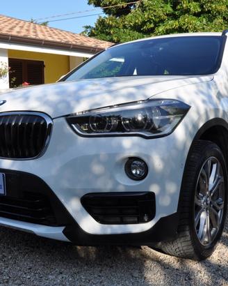 Bmw X1 180d xDrive Advantage (Gancio traino-tetto 