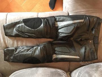 Braghe moto in pelle tipo gp