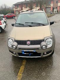 Panda cross 4x4completamente ricondizionata