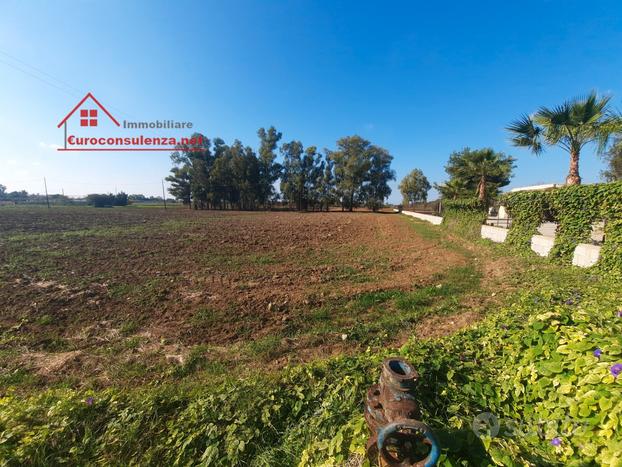 Terreno agricolo pianeggiante a Melissano