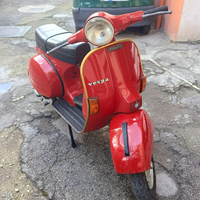 Vespa PX125 E