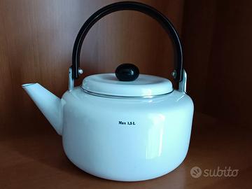 Bollitore smaltato bianco nuovo  (Lt. 1,5 )